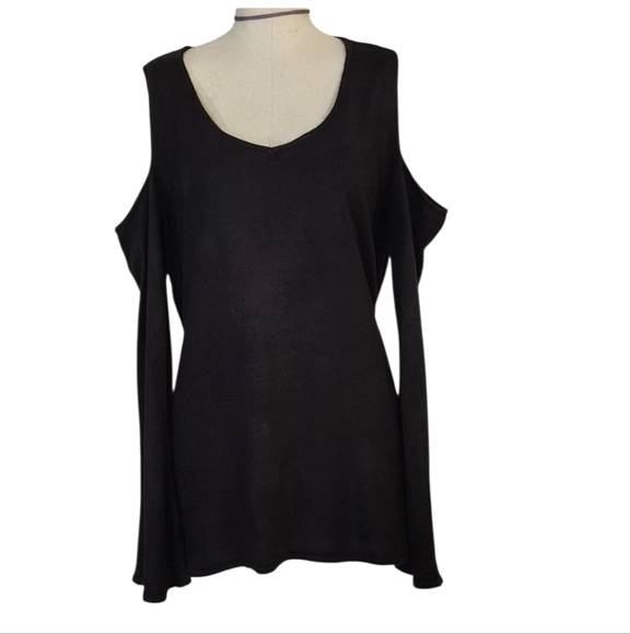 ROZ & ALI COLD SHOULDER TOP - Picture 1 of 5